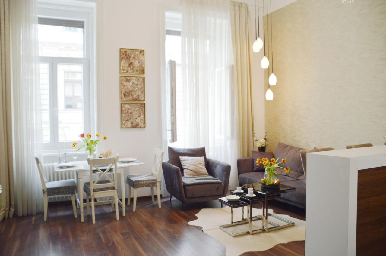Cozy App Heart Budapest Bagian luar foto